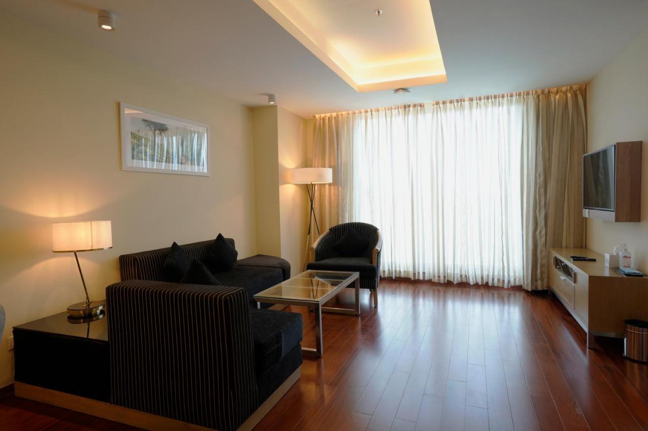 O by Tamara Thiruvananthapuram Exterior foto Living room