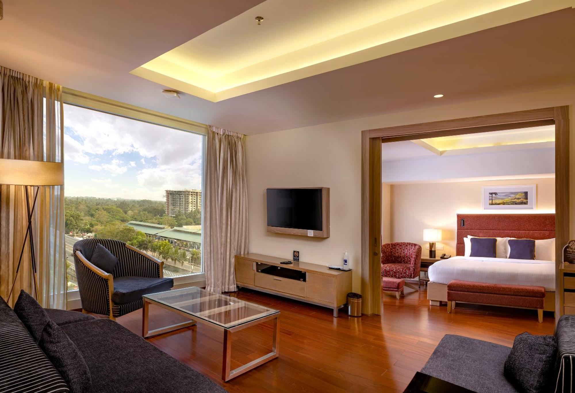 O by Tamara Thiruvananthapuram Exterior foto Suite at the hotel
